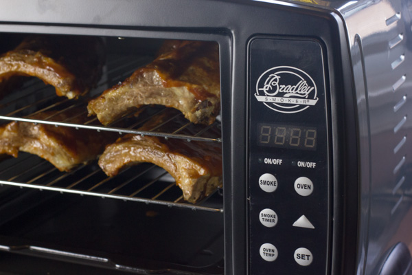 Smoking meat